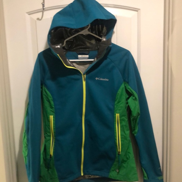 Columbia Jackets & Blazers - Columbia Omni wind block women’s jacket. Thermal comfort. Size large.